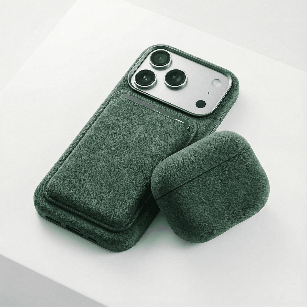 AirPods Pro (3rd Generation) Alcantara Case - Midnight Green - Alcanside