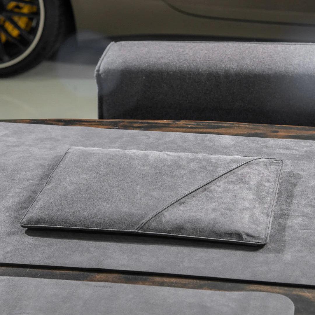 Alcantara Laptop Sleeve - 15 & 16 Inch - LEVEL UP MTA - Space Grey - Alcanside