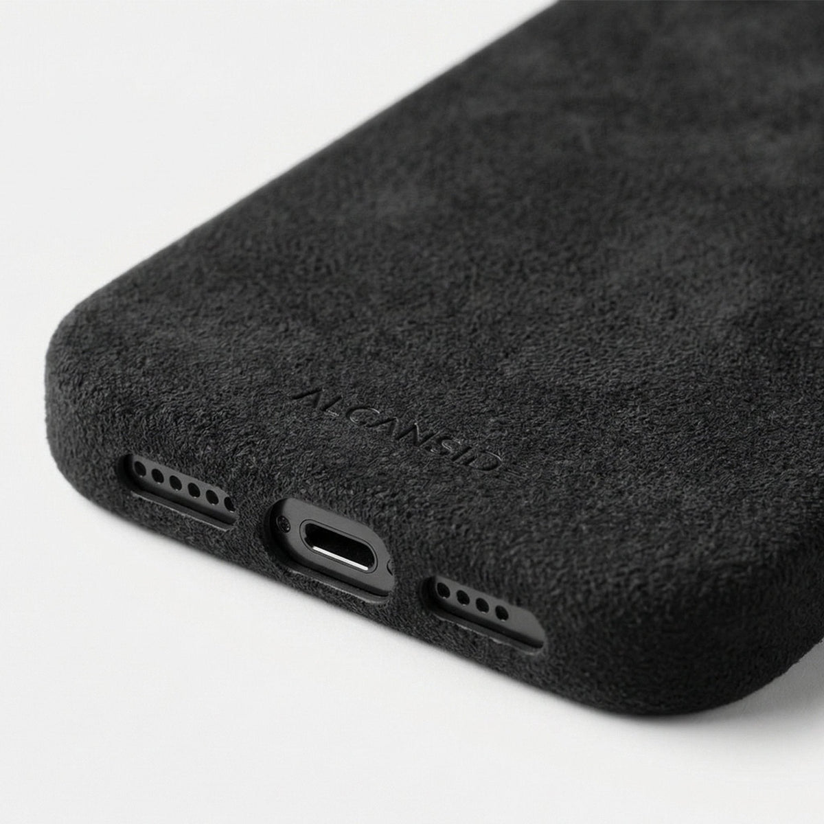iPhone 15 Pro Max - Alcantara Case - Deep Black - Alcanside