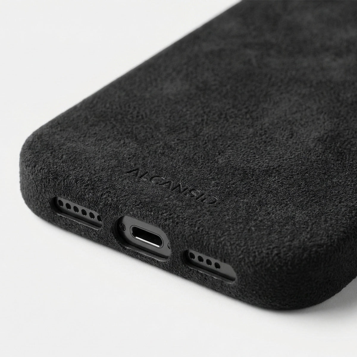 iPhone 17 Alcantara Case Deep Black #iPhone model:_iPhone 17