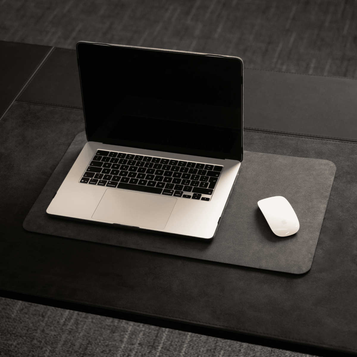 Alcantara Mousepad 57x33cm - Space Grey - Alcanside