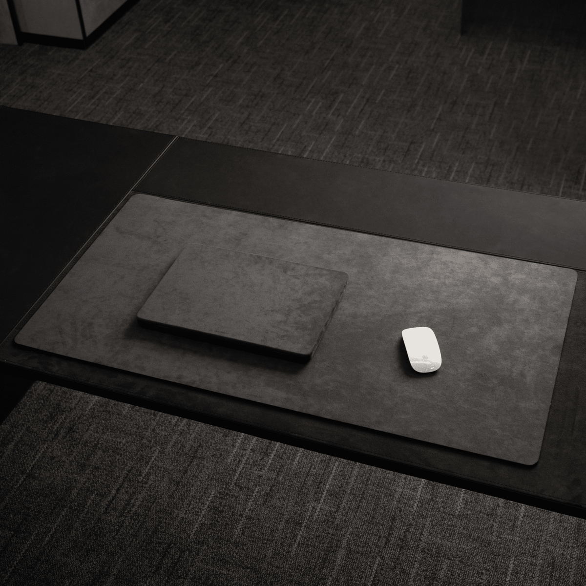 Alcantara Mousepad 96x50cm - Space Grey - Alcanside