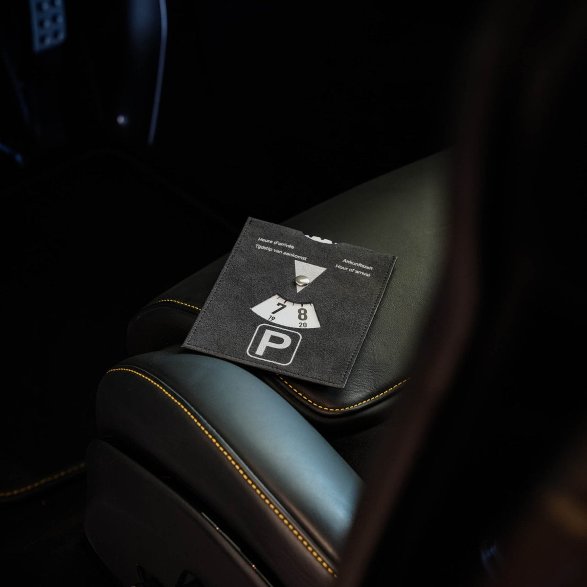 Alcantara Parking Disc - Space Grey - Alcanside