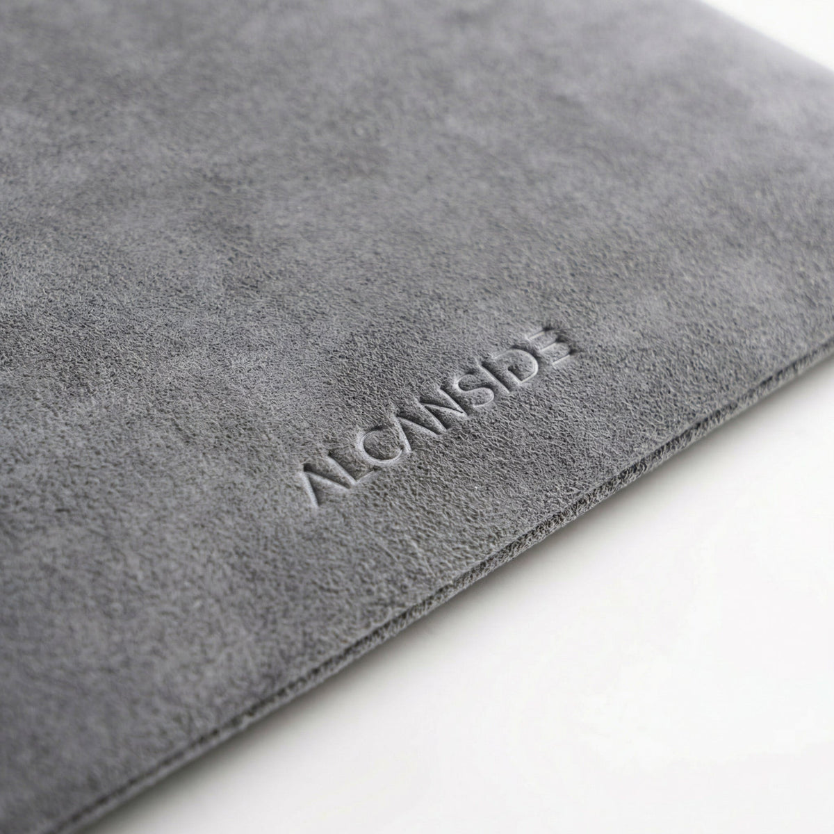 Alcantara Pouch - Nardo Gray - Alcanside