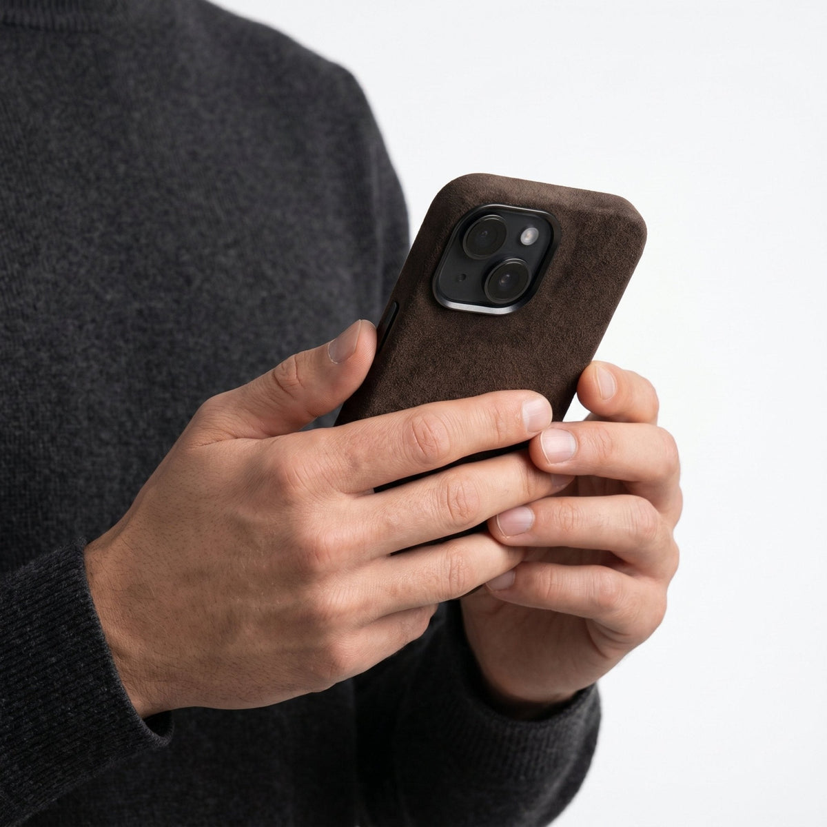 iPhone 15 - Alcantara Case - Chocolate Brown - Alcanside