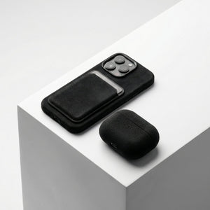 iPhone 15 Pro Max - Alcantara Case - Deep Black - Alcanside