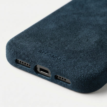 iPhone 16 - Alcantara Case - Navy Blue - Alcanside