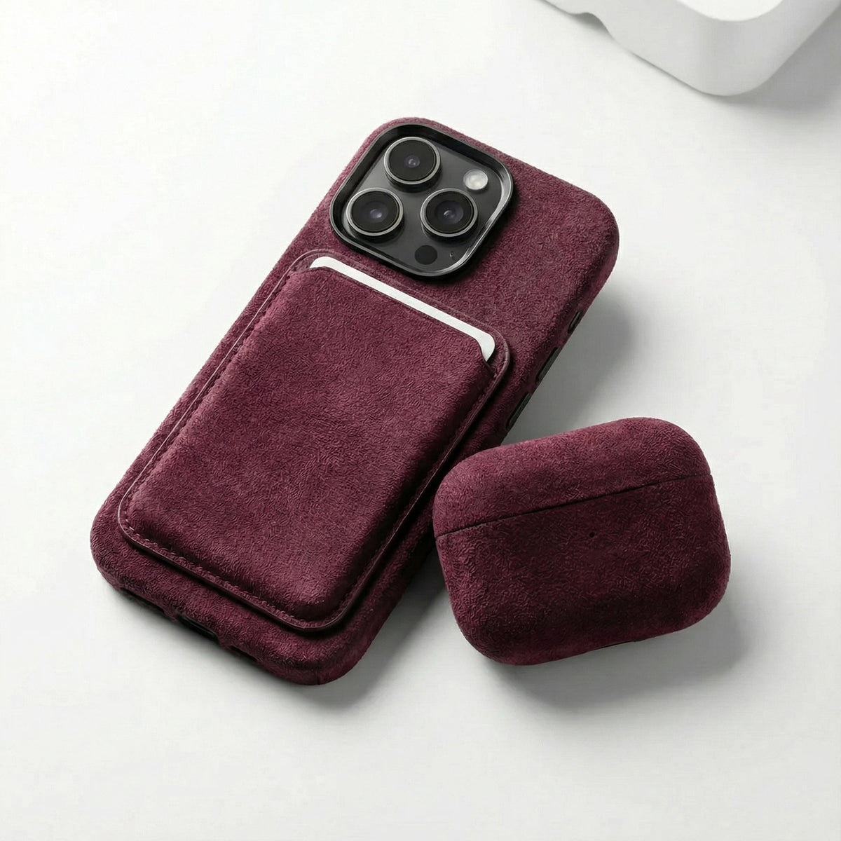 iPhone 16 Pro - Alcantara Case - Wine Red - Alcanside